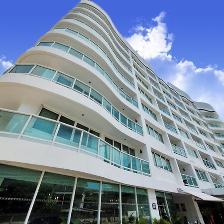 Nova Suites Pattaya By Compass Hospitality Exterior foto