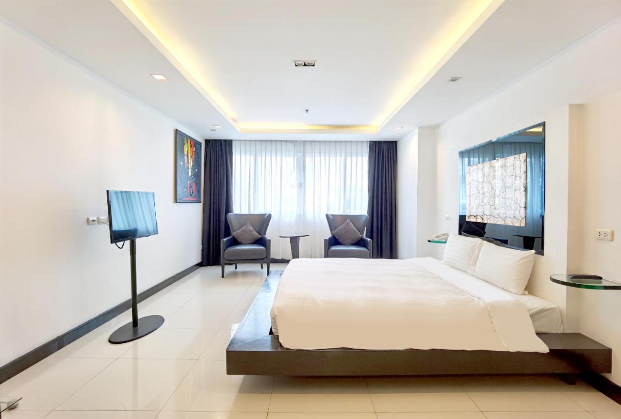 Nova Suites Pattaya By Compass Hospitality Exterior foto