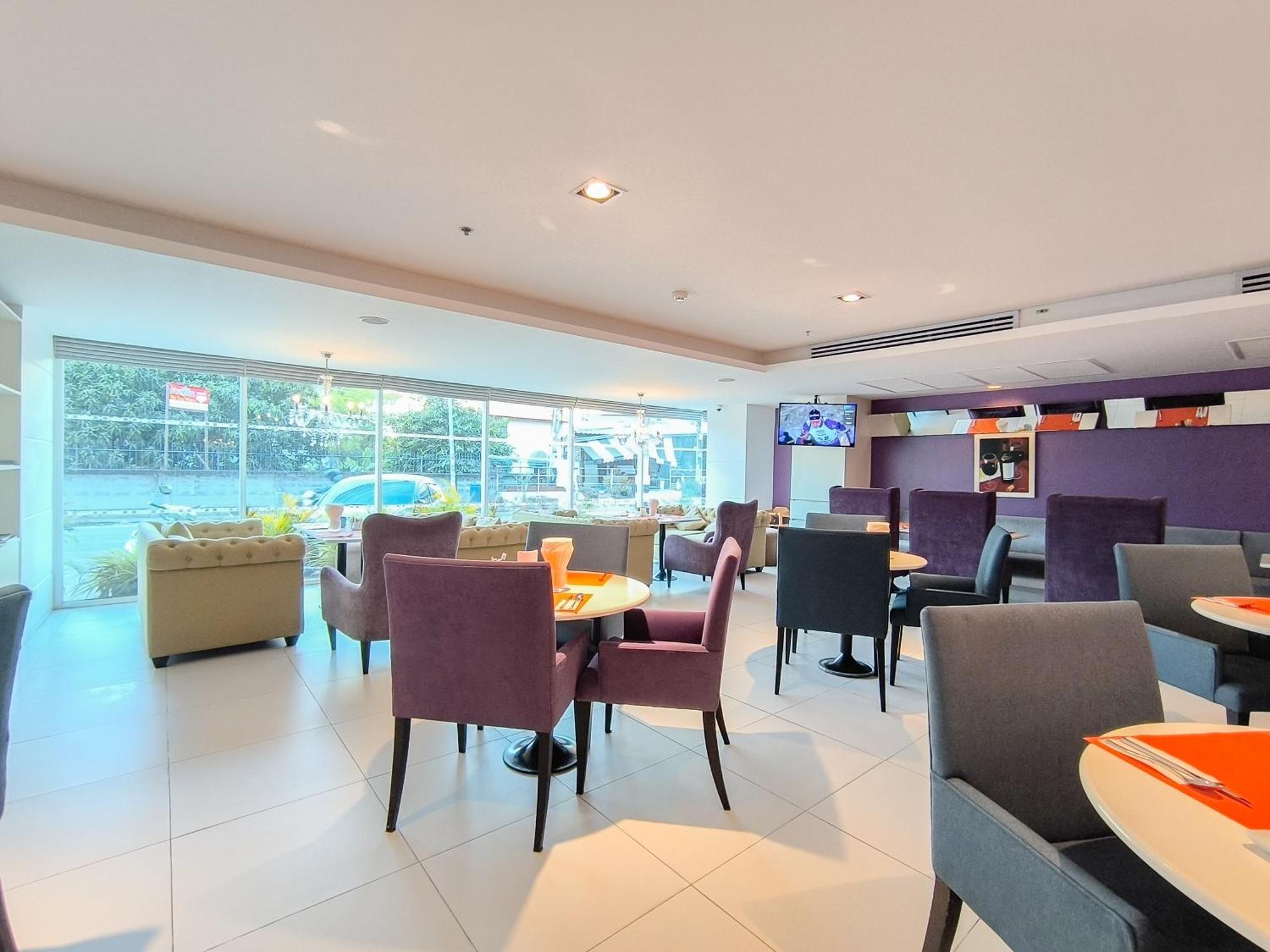 Nova Suites Pattaya By Compass Hospitality Exterior foto
